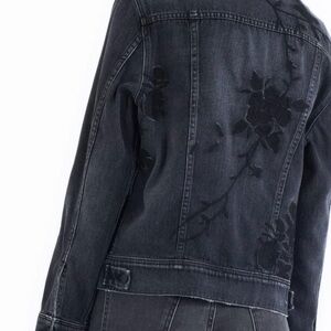 DANA JACKET IN WHEN DOVES CRY